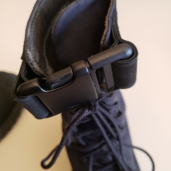 Timberland Junior Boots Size 4 - Picture 5 of 10